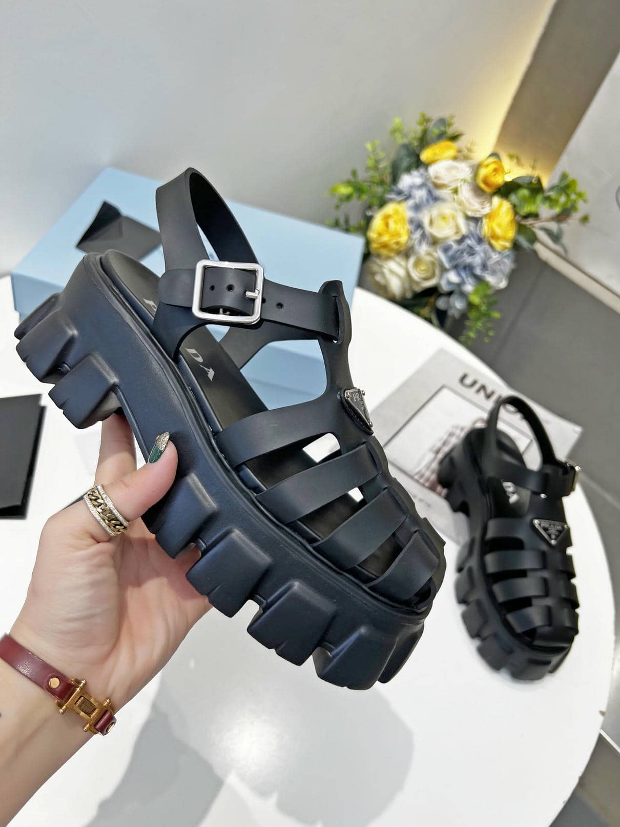 Sandal-111